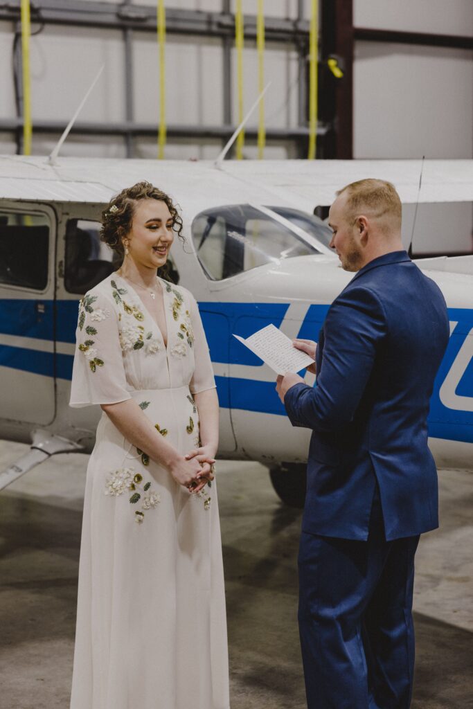 Zack reads his vows to Zoe.